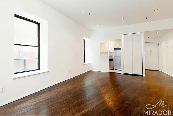 Rented by Mirador Real Estate | media 12