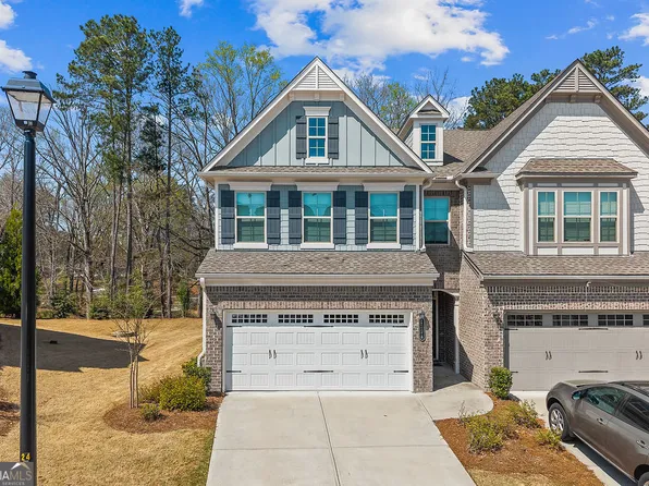6298 Lanier Harbor Lndg, Buford, GA 30518
