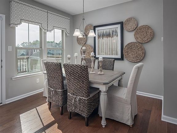 3rd image of 1103 Ogelthorpe Dr