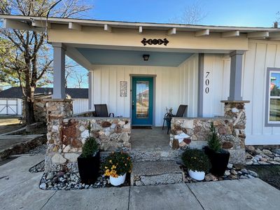 700 E Highland Ave, Comanche, TX, 76442