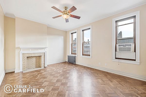 1st image of 117 W 85th St #5