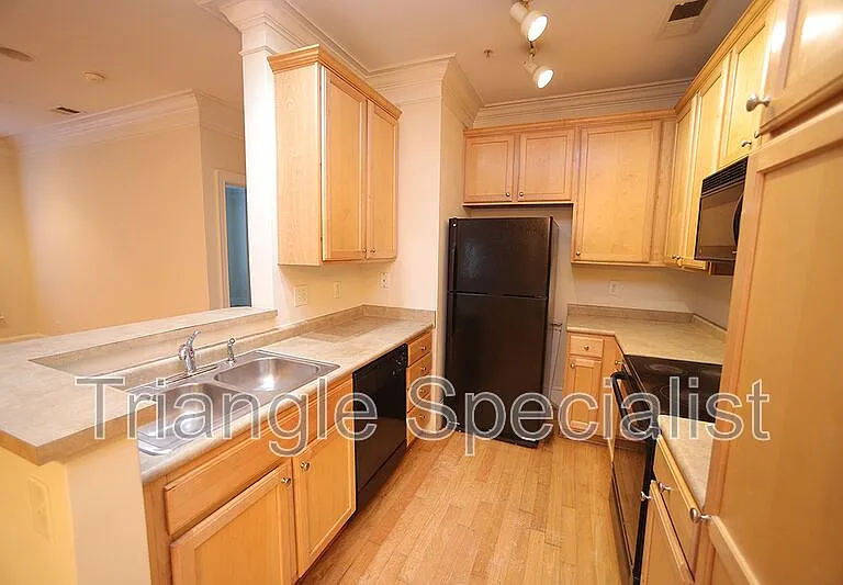 900 Canenaugh Dr #108 — Photo 8