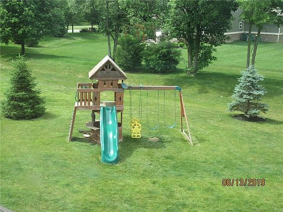5th image of 10458 Cleary Trace Dr