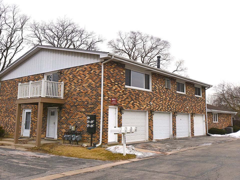 1st image of 1905 Rosewood Ct APT 2A