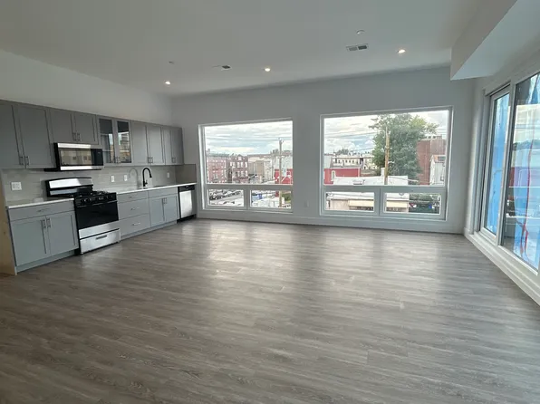 124 South St, Passaic, NJ