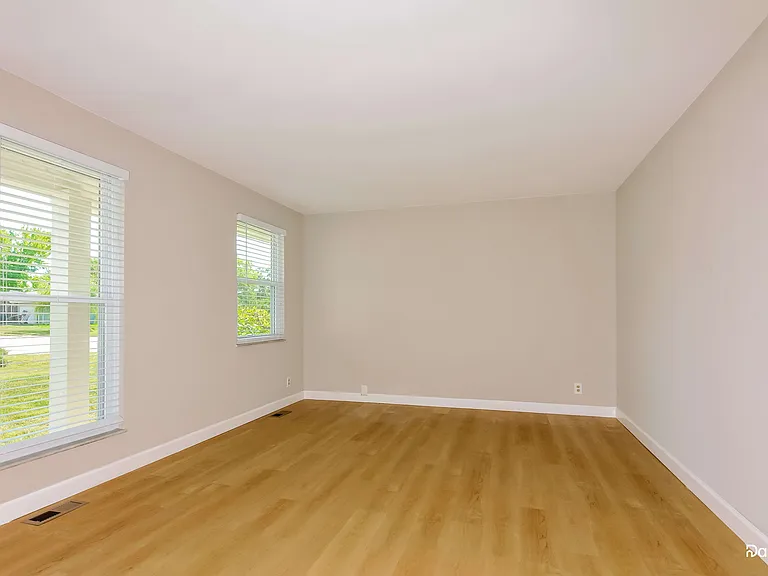 5 Elmdale Ct — Photo 7