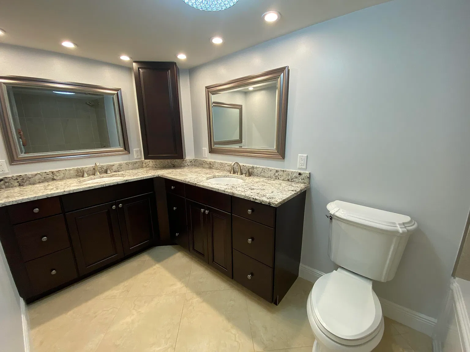 3 bed, 2.0 bath, 1276 sqft, $3,000 — Photo 2