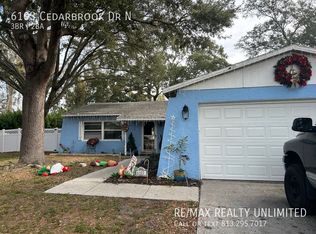 6103 Cedarbrook Dr N, Pinellas Park, FL 33782