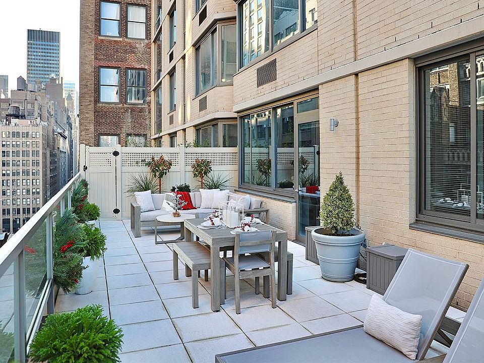 1st image of 330 W 39th St APT 11C