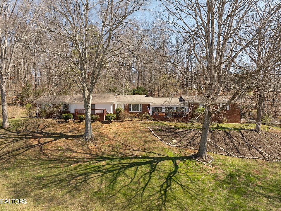 1st image of 3973 Forest Heights Cir
