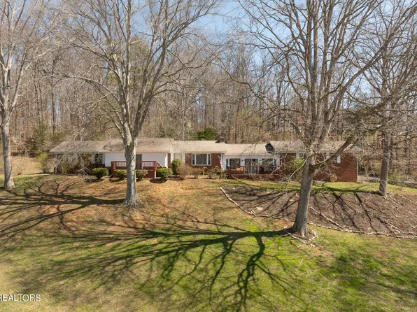 3973 Forest Heights Cir, Lenoir City, TN 37772