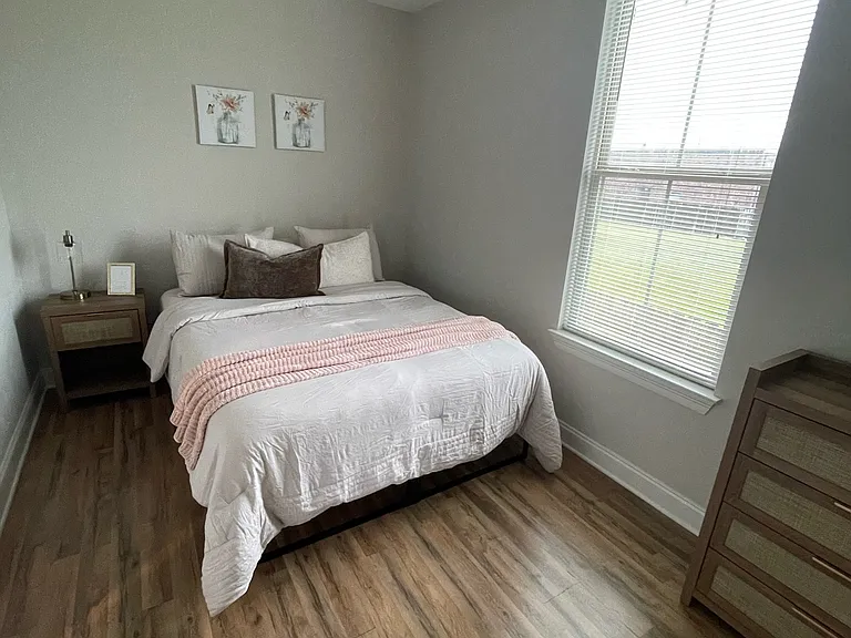 1528 Orpheum Ave #A — Photo 22