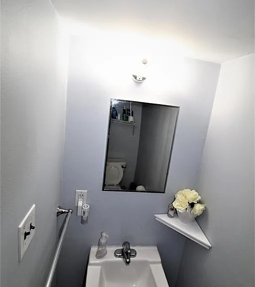 47 Linden Ln — Photo 22
