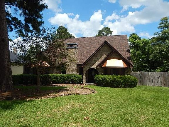 2nd image of 12114 Hawthorne Dr