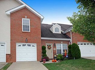 1041 Duncan Ln, Pittsburgh, PA 15236