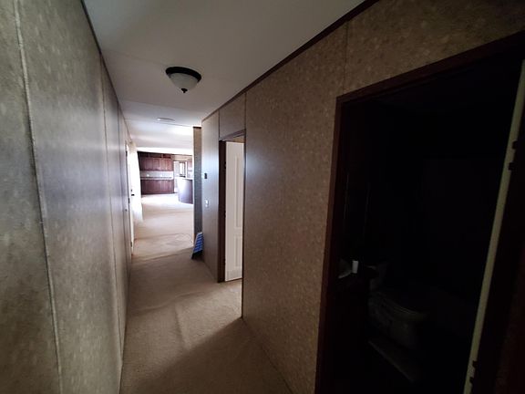 5th image of 10700 E County Road 85