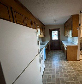 5th image of 306 Hemlock Ave