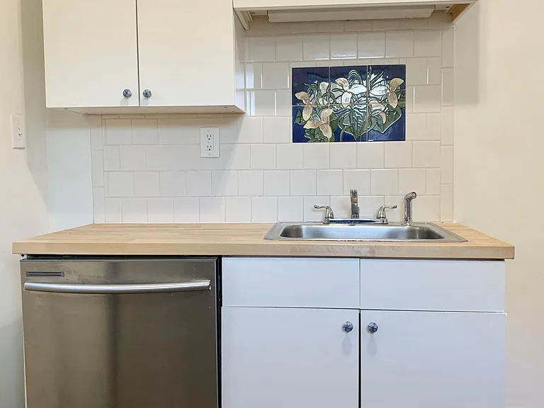 687 Durant Pl NE #3 — Photo 19