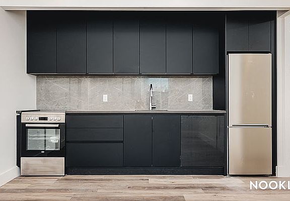 3rd image of 26 Quincy St #4C