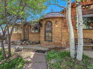 1055 Holland St, Lakewood, CO 80215