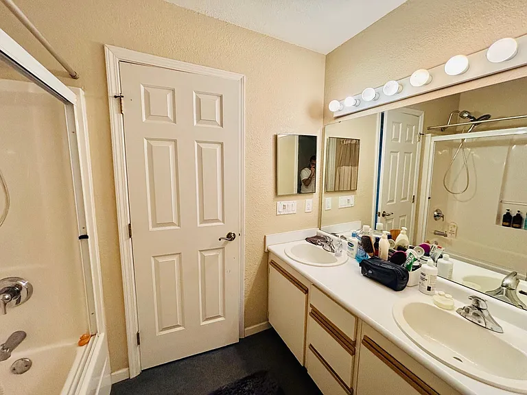 2603 W Village Dr #2603 — Photo 10