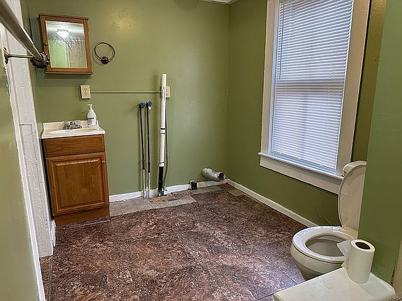 5th image of 8 Morton St