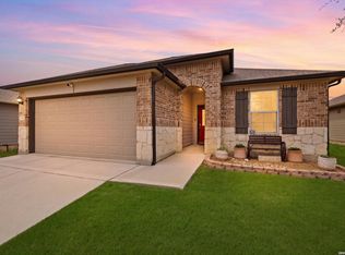 832 Cinnamon Teal, Seguin, TX 78155