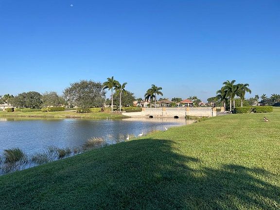 4th image of 109 SE Rio Palermo