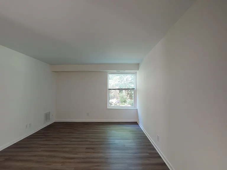 The Commons at Windsor Gardens — Photo 112