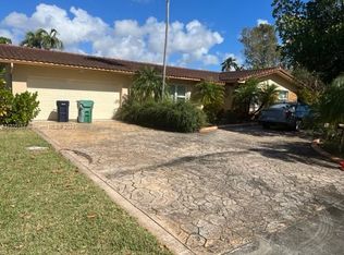 11201 SW 136th St, Miami, FL 33176