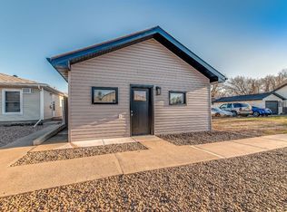 1313 N Bridge St SE, Medicine Hat, AB T1A 1E5