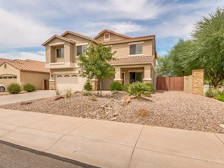 1326 E Macaw Dr — Photo 3