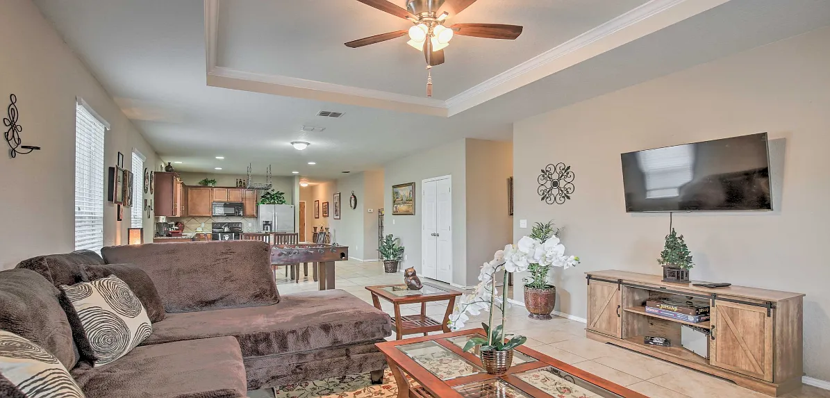 3 bed, 1695 sqft, $3,250 — Photo 3