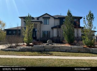 19017 Honeysuckle Dr, Elkhorn, NE 68022