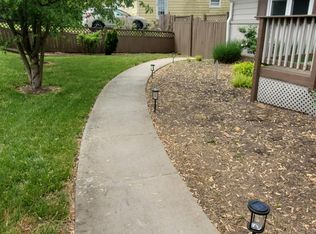 5728 Norton Rd, Alexandria, VA 22303