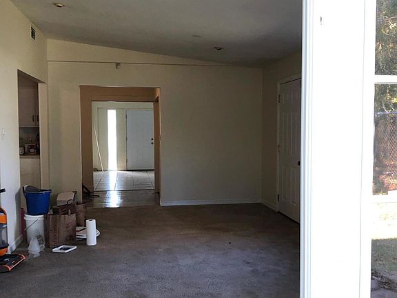 3rd image of 2006 S Haven Dr