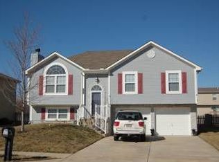 8620 NE 115th Ter, Kansas City, MO 64157