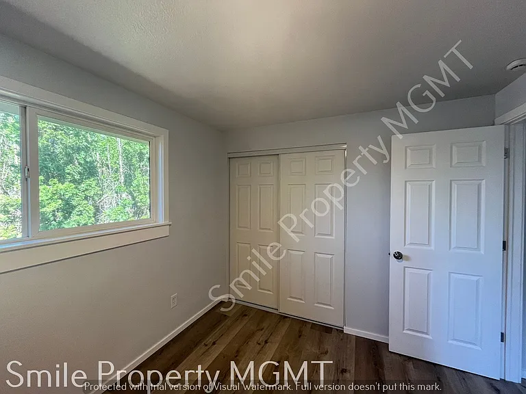 14915 SE Woodward St — Photo 16