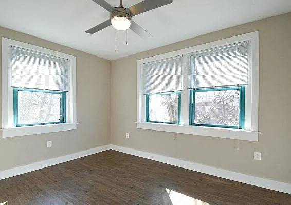 Embassy Tower Apartments — Photo 3
