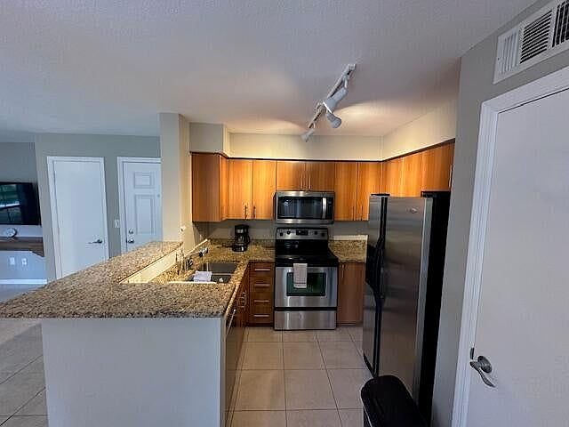 1st image of 1125 Crystal Way APT G