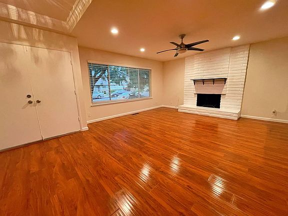 3rd image of 236 Echo Ave APT 1