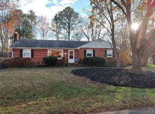8521 Shannon Rd, North Chesterfield, VA 23236
