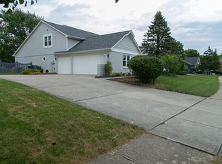 10946 Echo Spring Cir, Indianapolis, IN 46236