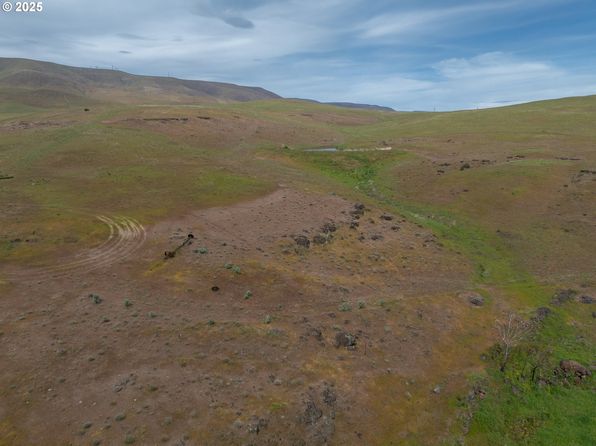 Sand Rd, Tygh Valley, OR 97063