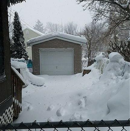 3rd image of 211 Onondaga Ave