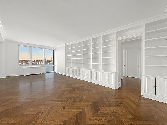 2nd image of 80 Riverside Blvd #15B