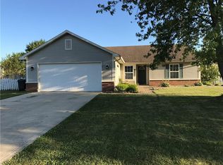 102 E Delaware St, Fortville, IN 46040