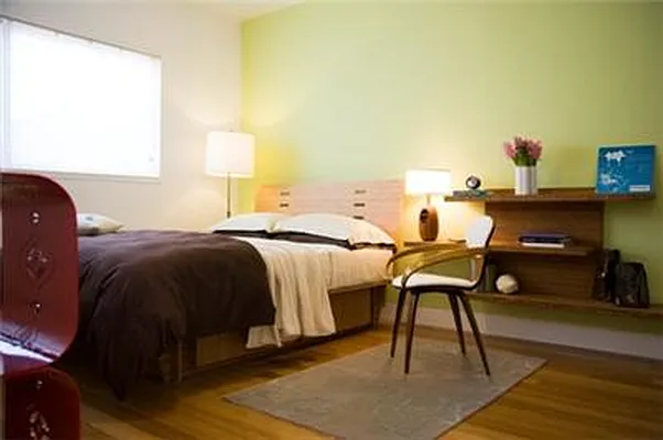 Sold by aptsandlofts.com | media 11