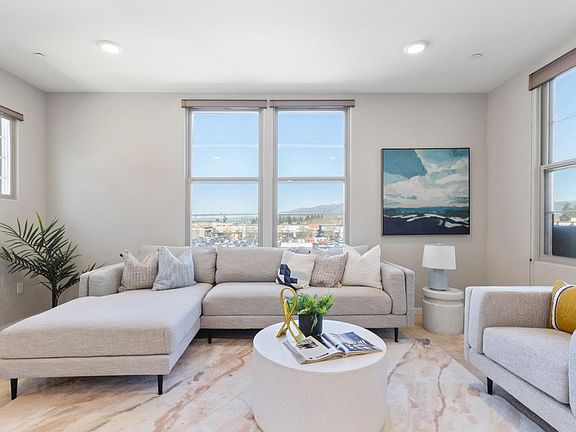 2nd image of 1051 Bigleaf Pl Unit 102