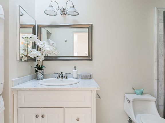 2nd Bath W/D Vanity